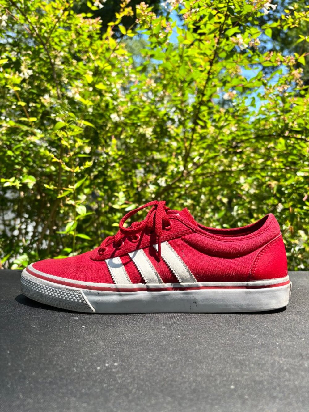 Red Canvas Adidas Men's Sneakers Size 9 GREAT CONDITION - Picture 6 of 12